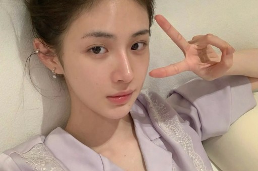 《老师胸乳❌❌❌网站》免费观看